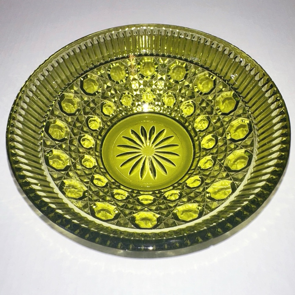 Vintage Indiana Glass Windsor Button & Cane Candy Bowl Dish Green approx 7.5in